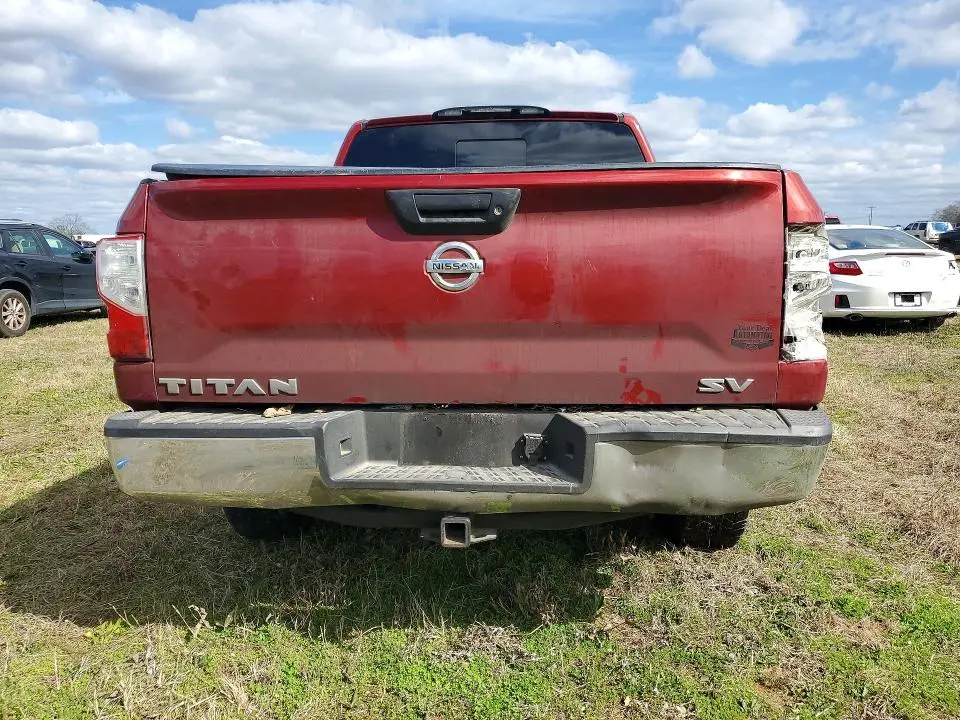 2017 NISSAN TITAN SV  