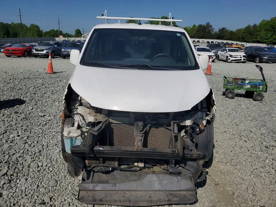 2014 NISSAN NV200 SV  