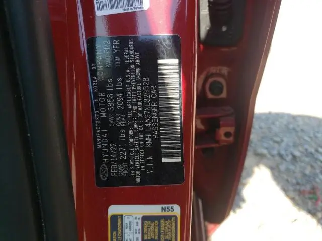 2022 HYUNDAI ELANTRA SE  