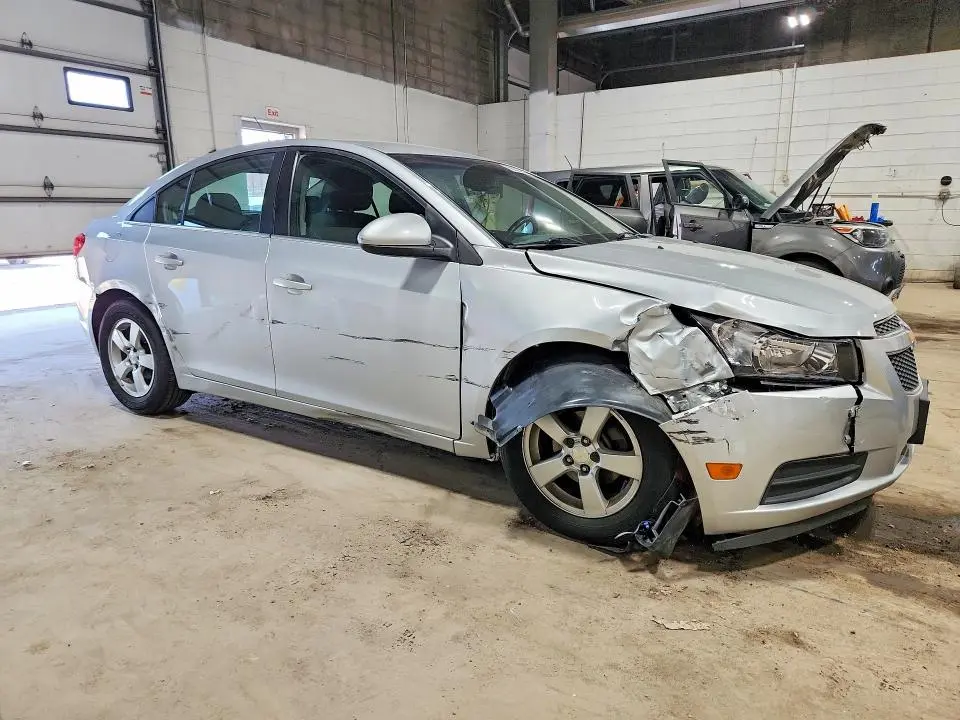 2014 CHEVROLET CRUZE LT  