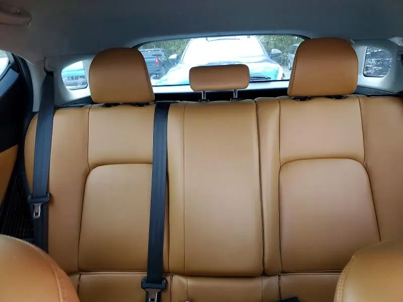 2011 LEXUS CT 200  