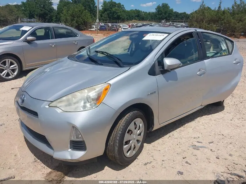 2013 TOYOTA PRIUS C ONE