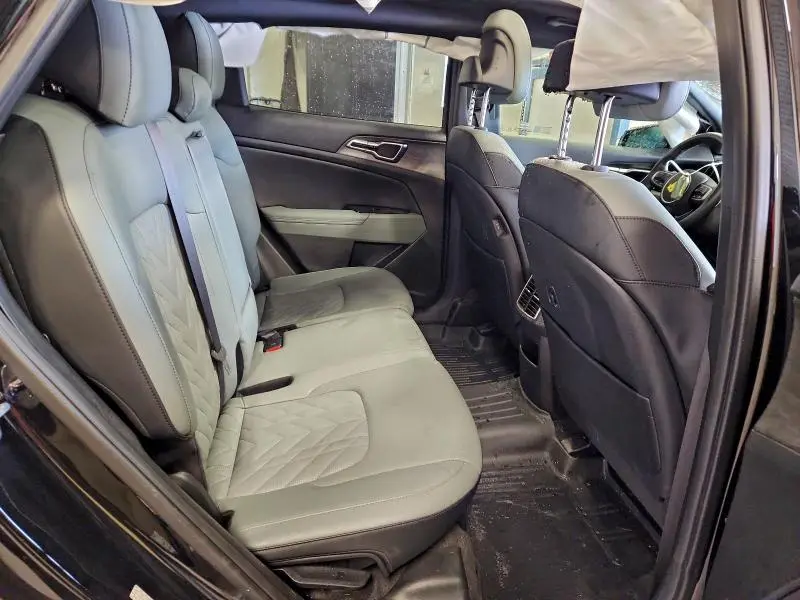 2023 KIA SPORTAGE X-PRO  