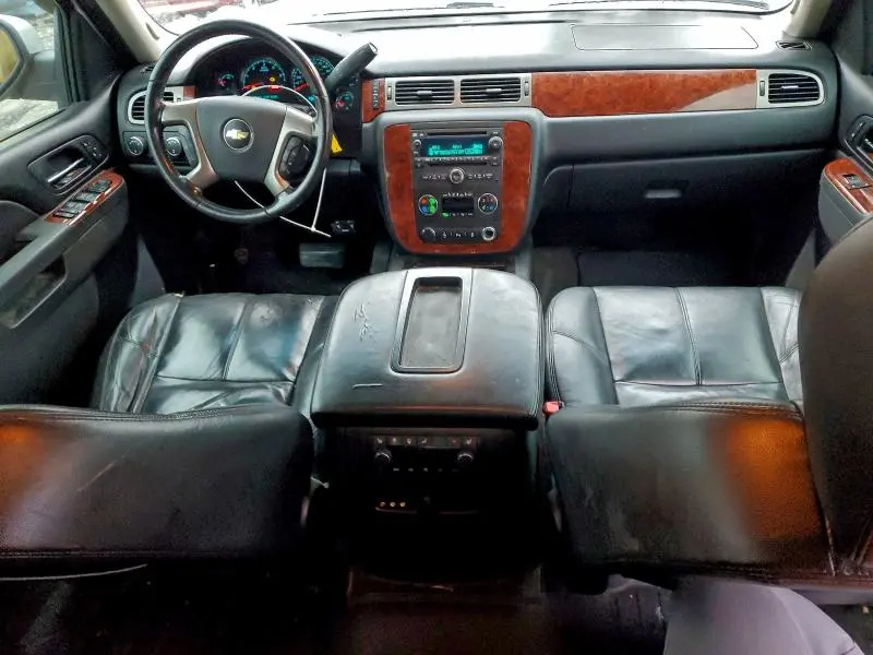 2012 CHEVROLET SUBURBAN K1500 LT  