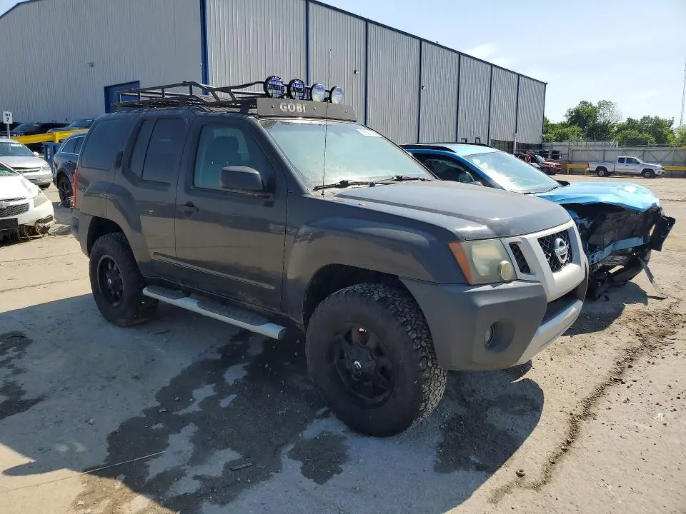 2010 NISSAN XTERRA X  
