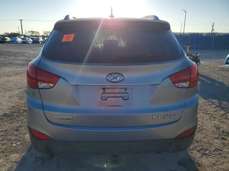 2012 HYUNDAI TUCSON GLS  