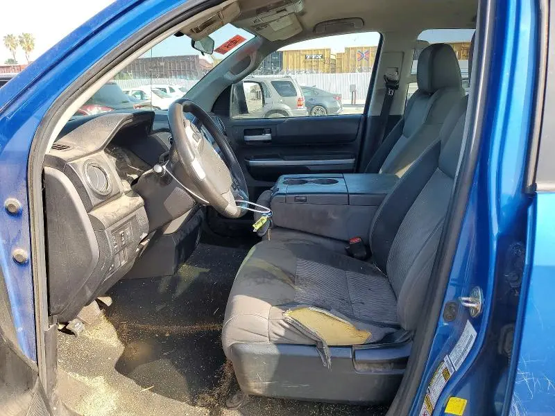 2017 TOYOTA TUNDRA SR5  