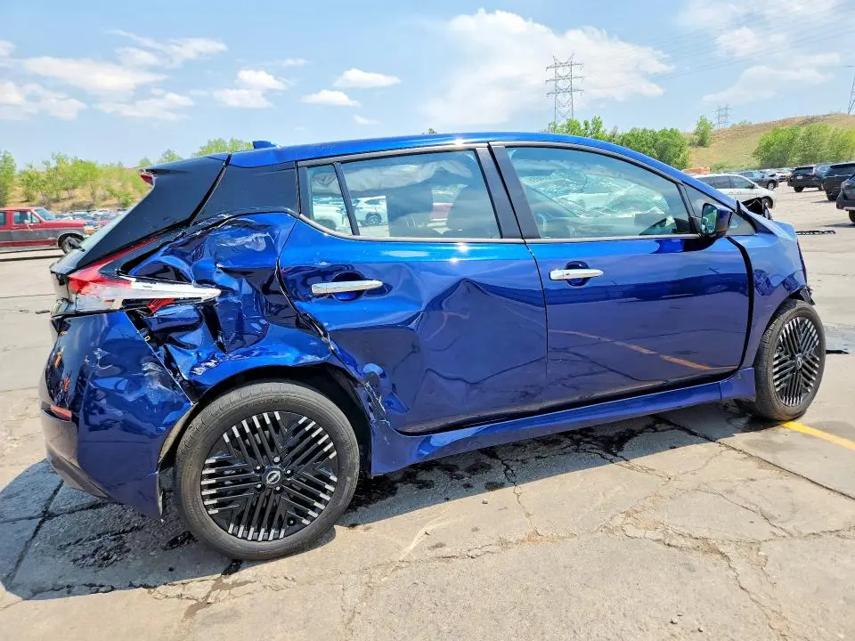 2025 NISSAN LEAF SV PLUS  