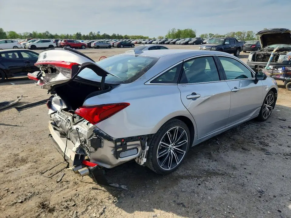 2019 TOYOTA AVALON TOURING  