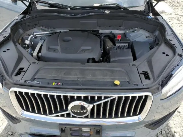 2020 VOLVO XC90 T6 MOMENTUM  