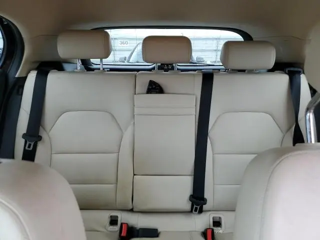 2015 MERCEDES-BENZ GLA 250  