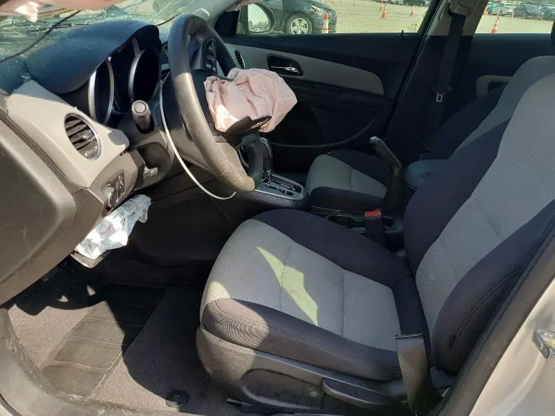 2012 CHEVROLET CRUZE LS  