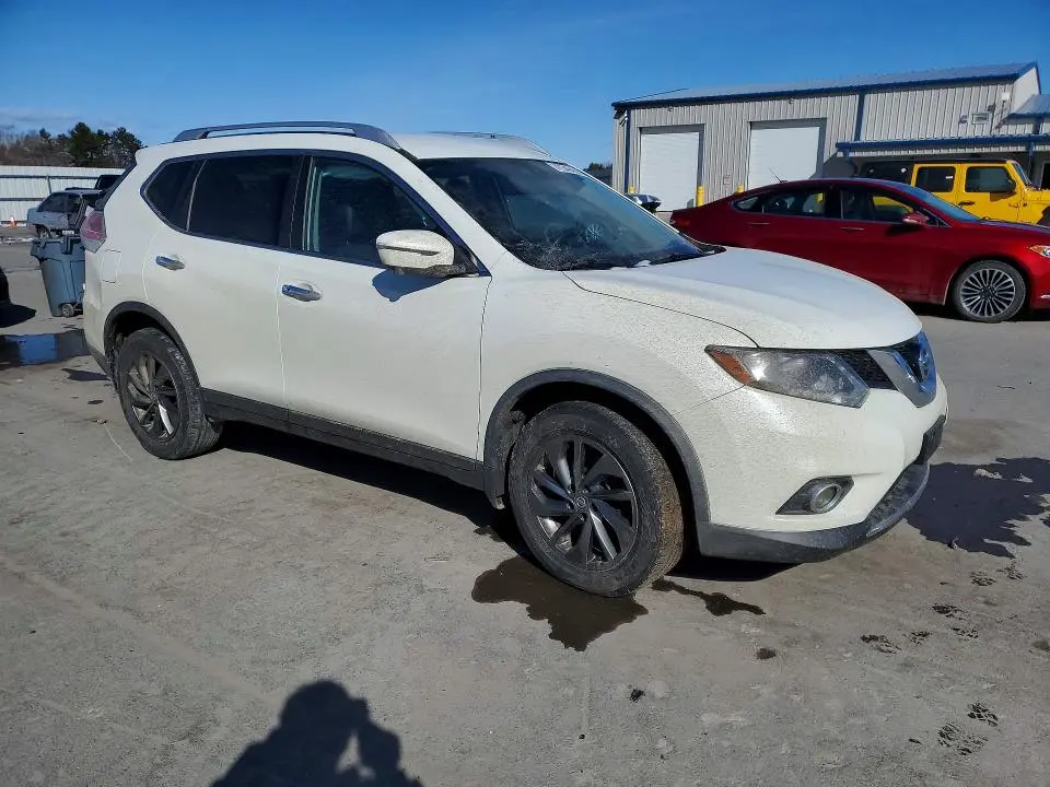 2016 NISSAN ROGUE SL  