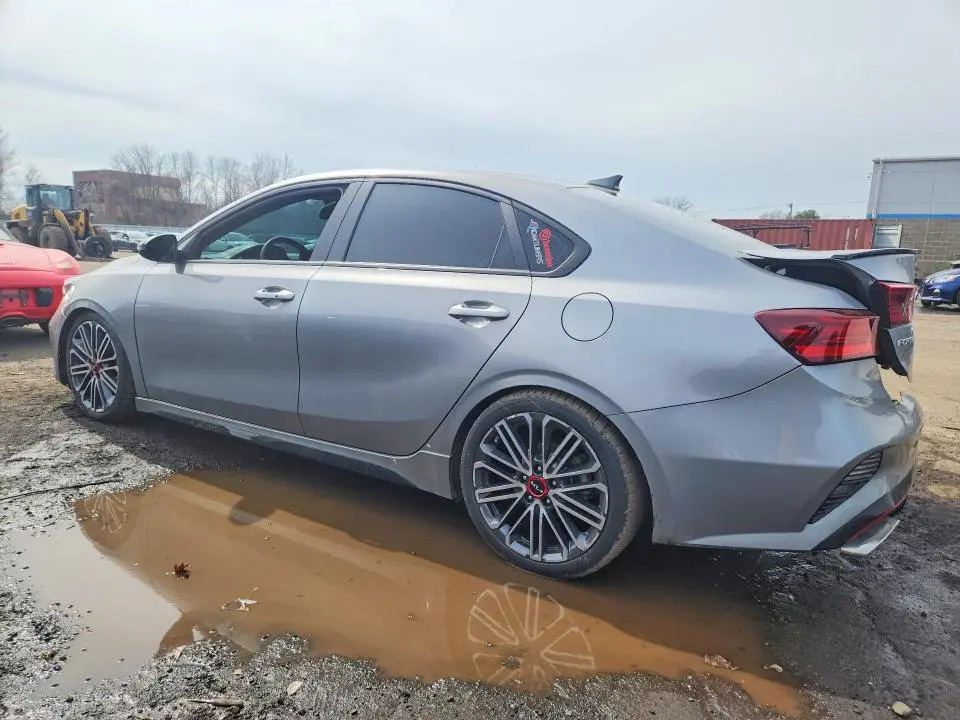 2023 KIA FORTE GT  
