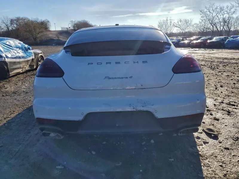 2015 PORSCHE PANAMERA 2  