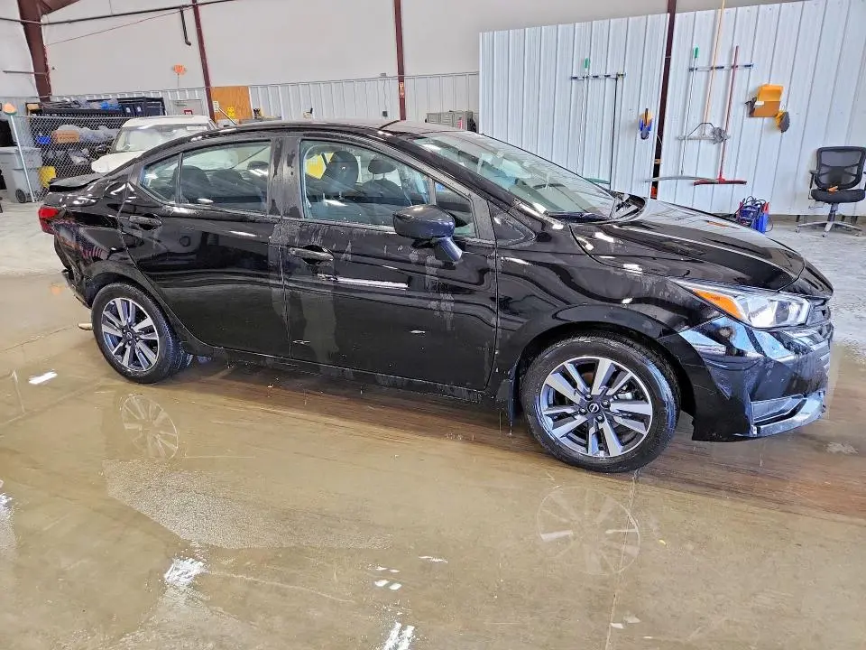 2024 NISSAN VERSA S  