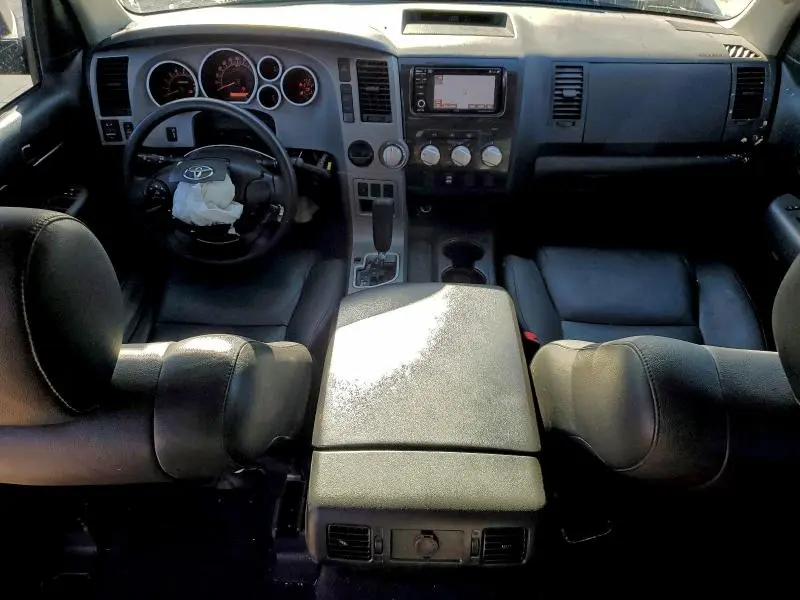 2013 TOYOTA TUNDRA CREWMAX SR5  