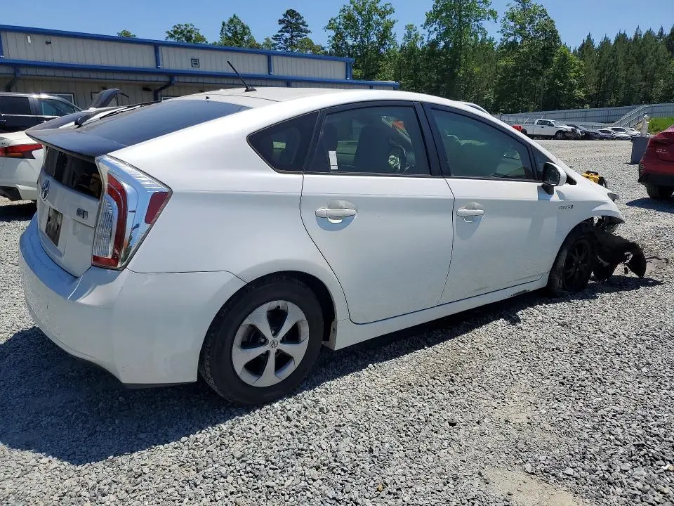 2015 TOYOTA PRIUS TWO  