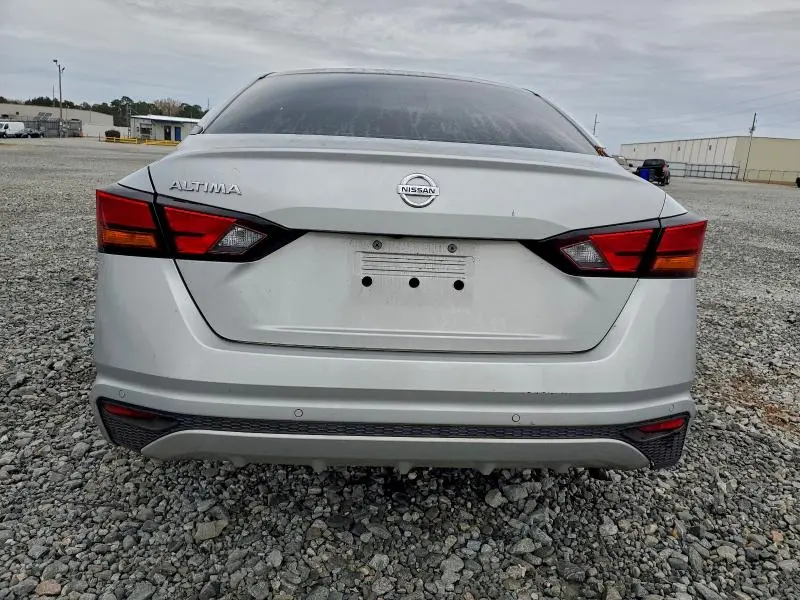 2021 NISSAN ALTIMA S  
