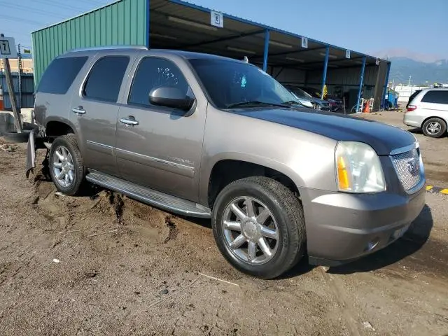 2011 GMC YUKON DENALI  