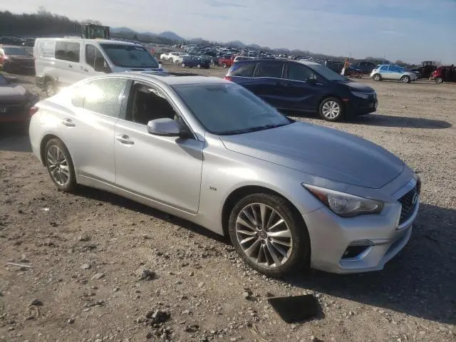 2019 INFINITI Q50 LUXE  