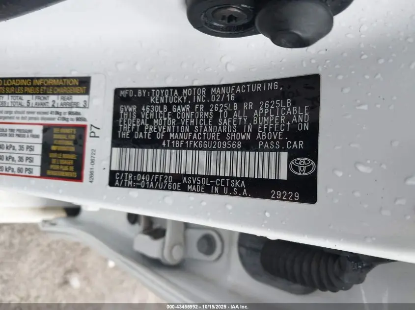 2016 TOYOTA CAMRY SE