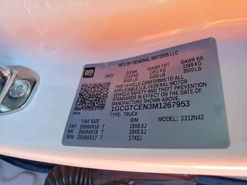 2021 CHEVROLET COLORADO LT  