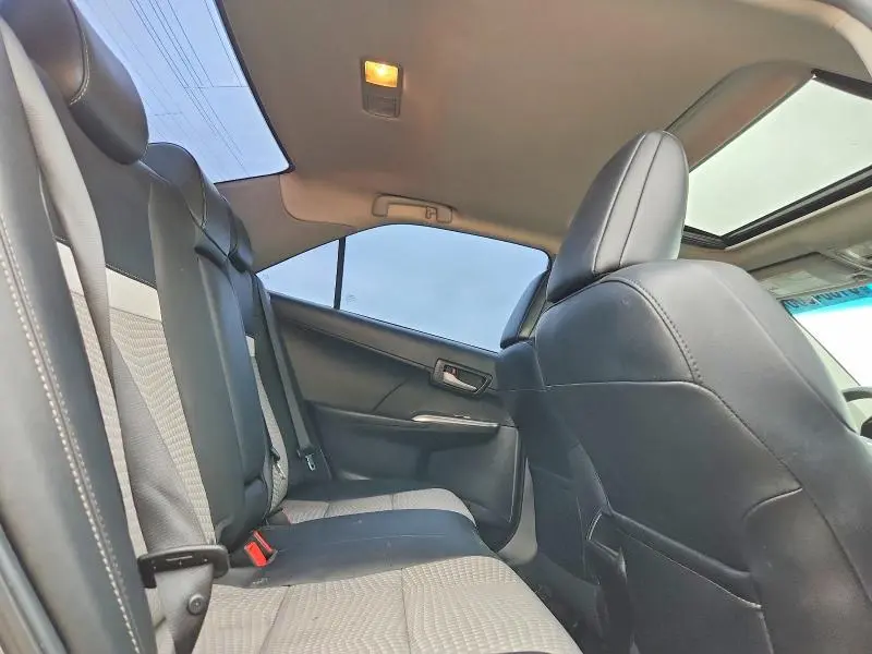 2014 TOYOTA CAMRY SE  