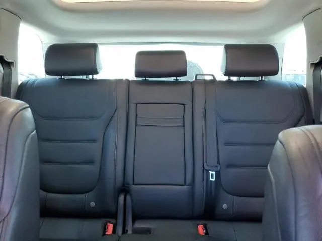 2012 VOLKSWAGEN TOUAREG V6 TDI  