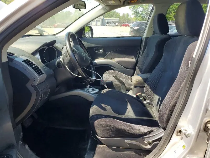 2012 MITSUBISHI OUTLANDER ES  