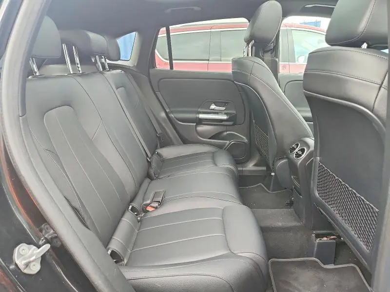 2021 MERCEDES-BENZ GLA 250 4MATIC  