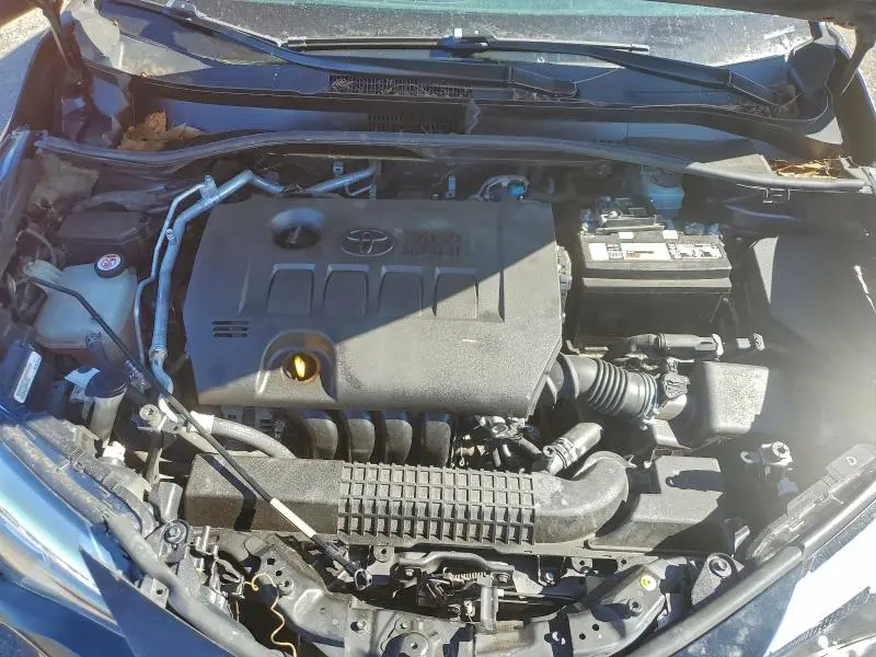 2020 TOYOTA C-HR XLE  