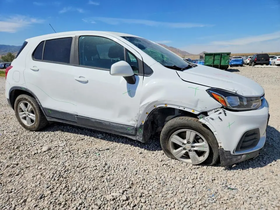 2021 CHEVROLET TRAX LS  