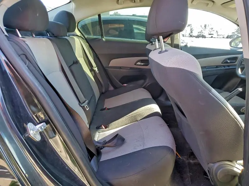 2011 CHEVROLET CRUZE LS  