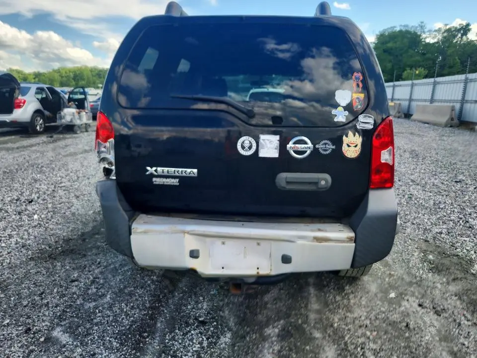 2011 NISSAN XTERRA X  