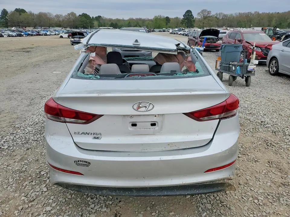 2017 HYUNDAI ELANTRA SE  