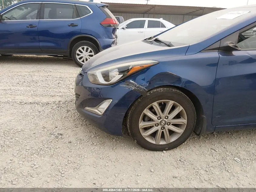 2016 HYUNDAI ELANTRA SE