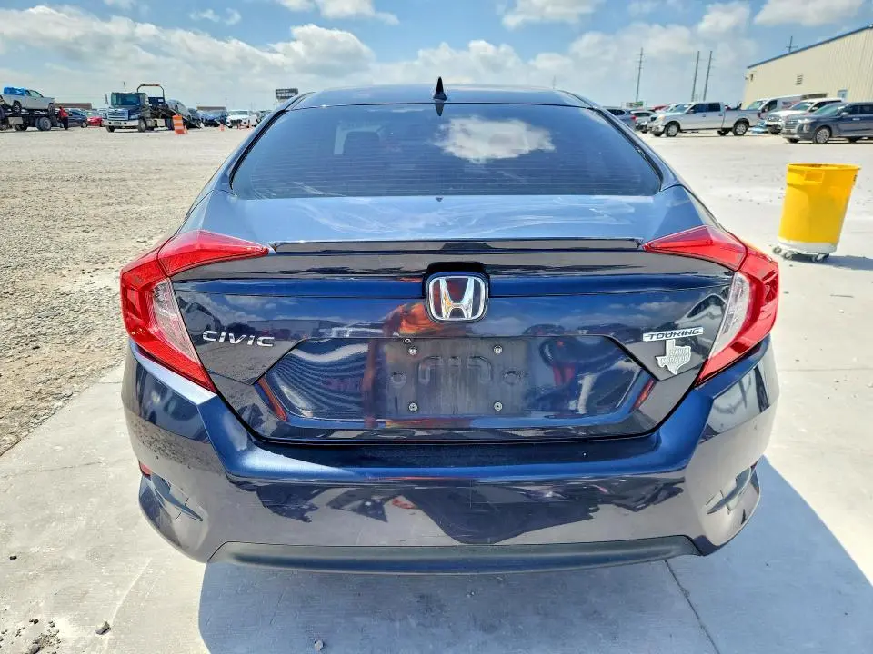 2016 HONDA CIVIC TOURING  