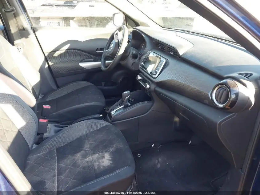 2019 NISSAN KICKS SV