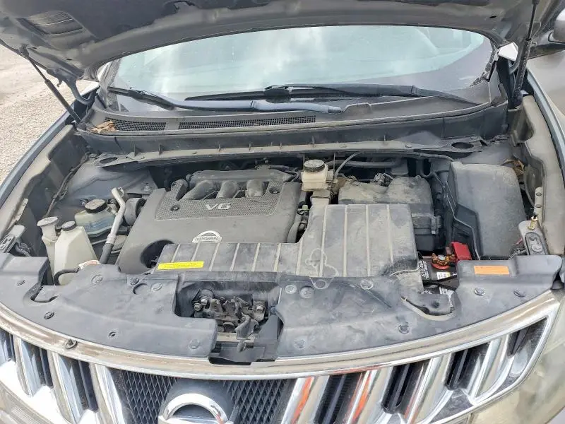 2010 NISSAN MURANO S  