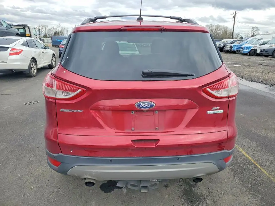 2016 FORD ESCAPE SE  
