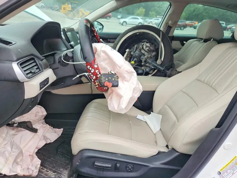 2022 HONDA ACCORD TOURING HYBRID  