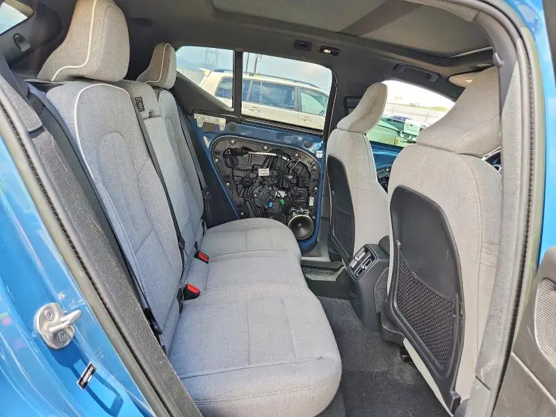2023 VOLVO XC40 RECHARGE ULTIMATE  