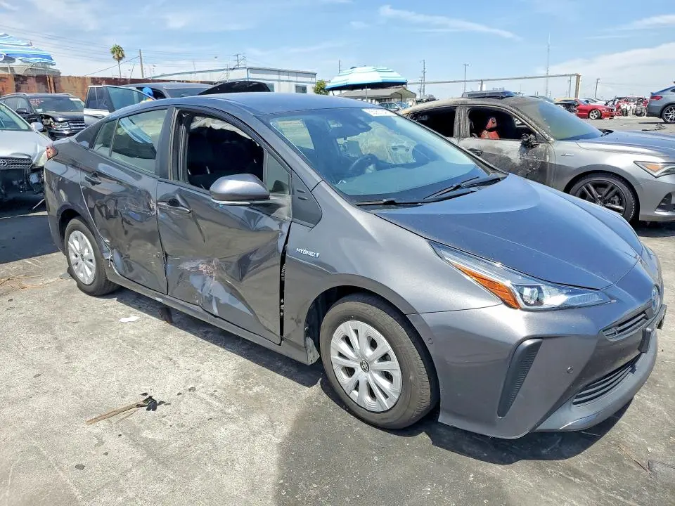 2021 TOYOTA PRIUS LE  
