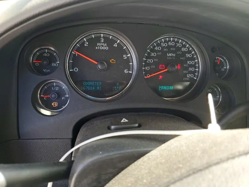 2011 CHEVROLET SUBURBAN K1500 LT  