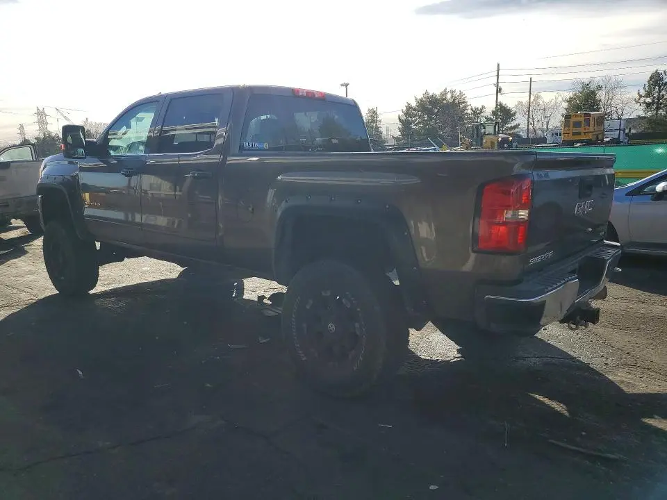 2015 GMC SIERRA K2500 SLE  