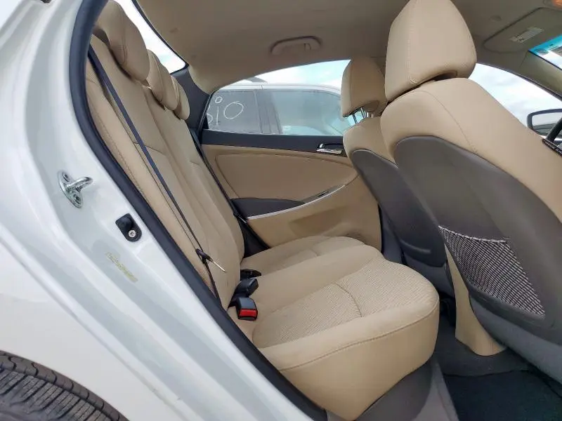 2012 HYUNDAI ACCENT GLS  