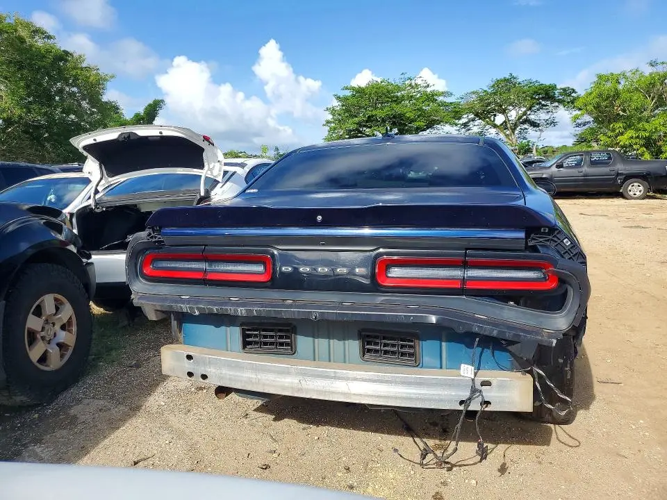 2015 DODGE CHALLENGER SXT PLUS  