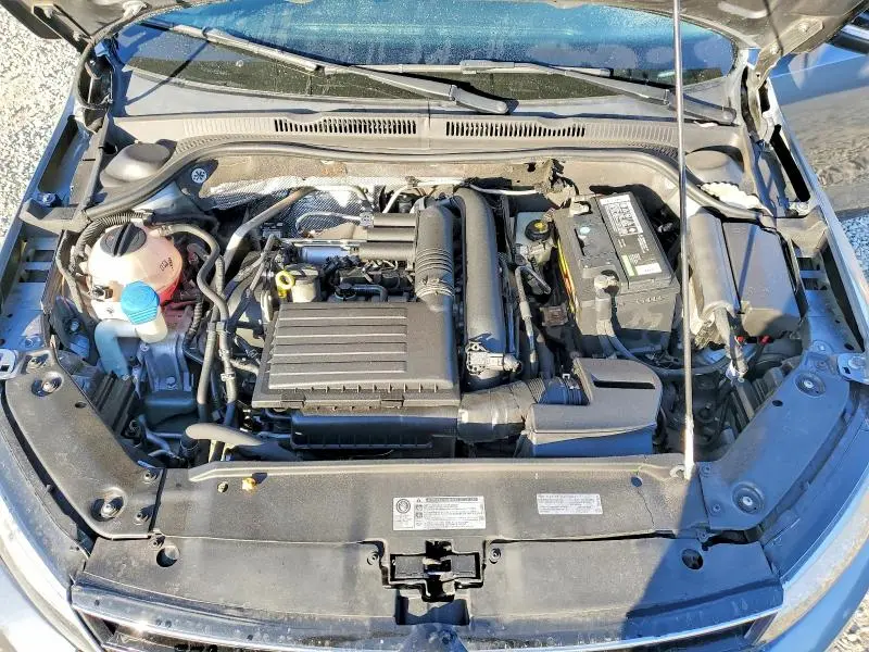 2017 VOLKSWAGEN JETTA SE  