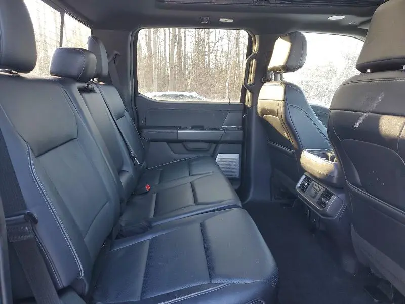 2024 FORD F150 LARIAT  